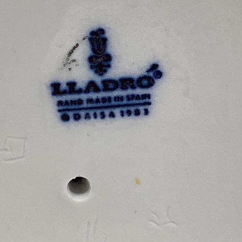 LLADRO (リヤドロ) 置物 花籠を背負う少女