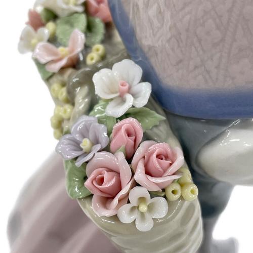 LLADRO (リヤドロ) 置物 花籠を背負う少女
