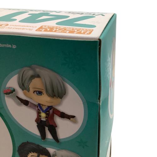 ユーリ!!! on ICE フィギュア  ねんどろいど ヴィクトル・ニキフォロフ