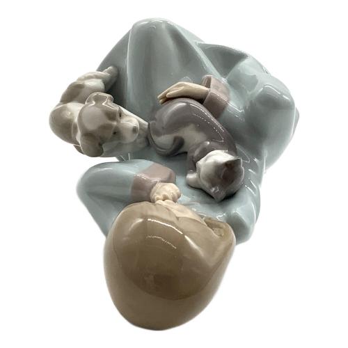 LLADRO (リヤドロ) フィギュリン 「起こしちゃだめよ」