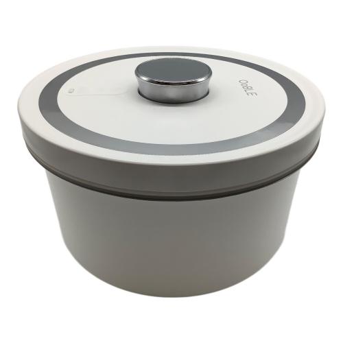 OoBLE mini 真空保存容器 ホワイト