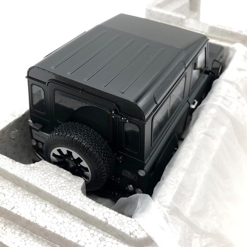 モデルカー 2018年発売 ブラック ランドローバー 1/18 Land Rover Defender 90 works V8 70th Edition