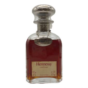 ヘネシー (Hennessy) コニャック ケース内部シミ 700ml ブック 未開封