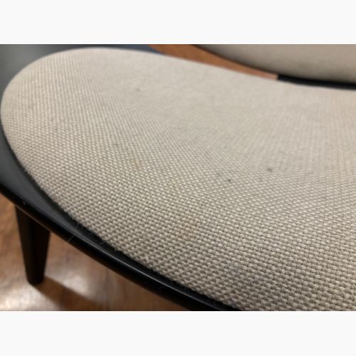 Carl Hansen&Son (カールハンセンアンドサン) シェルチェア ブラック×グレー @ Π CH07