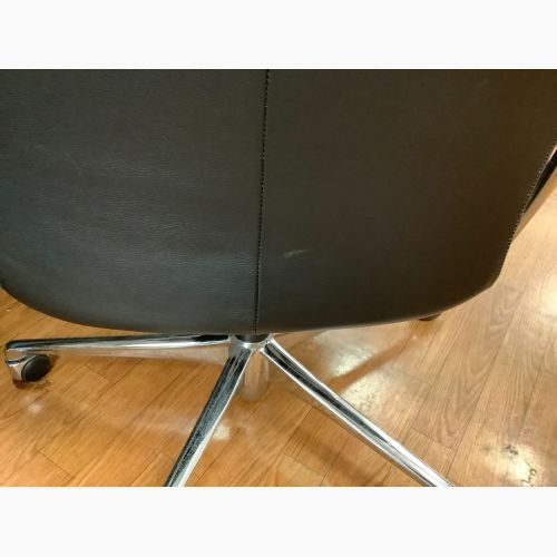 Ekornes (エコーネス) リクライニングチェアー ブラック オットマン付 ストレスレス トーキョー Mサイズ