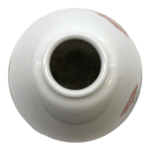 十四代柿右衛門 (ジュウヨンダイカキエモン) 一輪挿し 錦苺花文 釣鐘型 箱付 ヨゴレ有