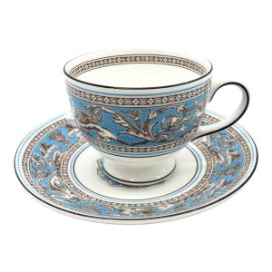 Wedgwood (ウェッジウッド) カップ&ソーサー 黒壺刻印 フロレンティーン・ターコイズ