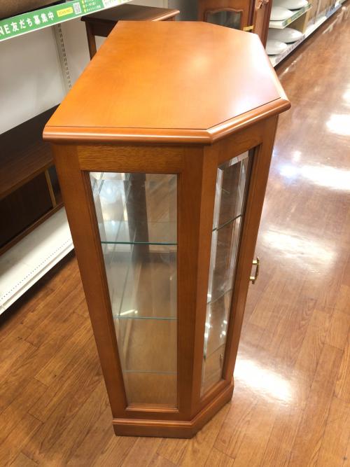 横浜ダニエル コレクションボード ブラウン ライト点灯確認済み 2010年製 前面上部ハゲ有