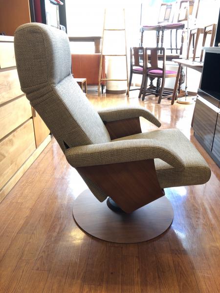 karimoku (カリモク) リクライニングチェアー ブラウン