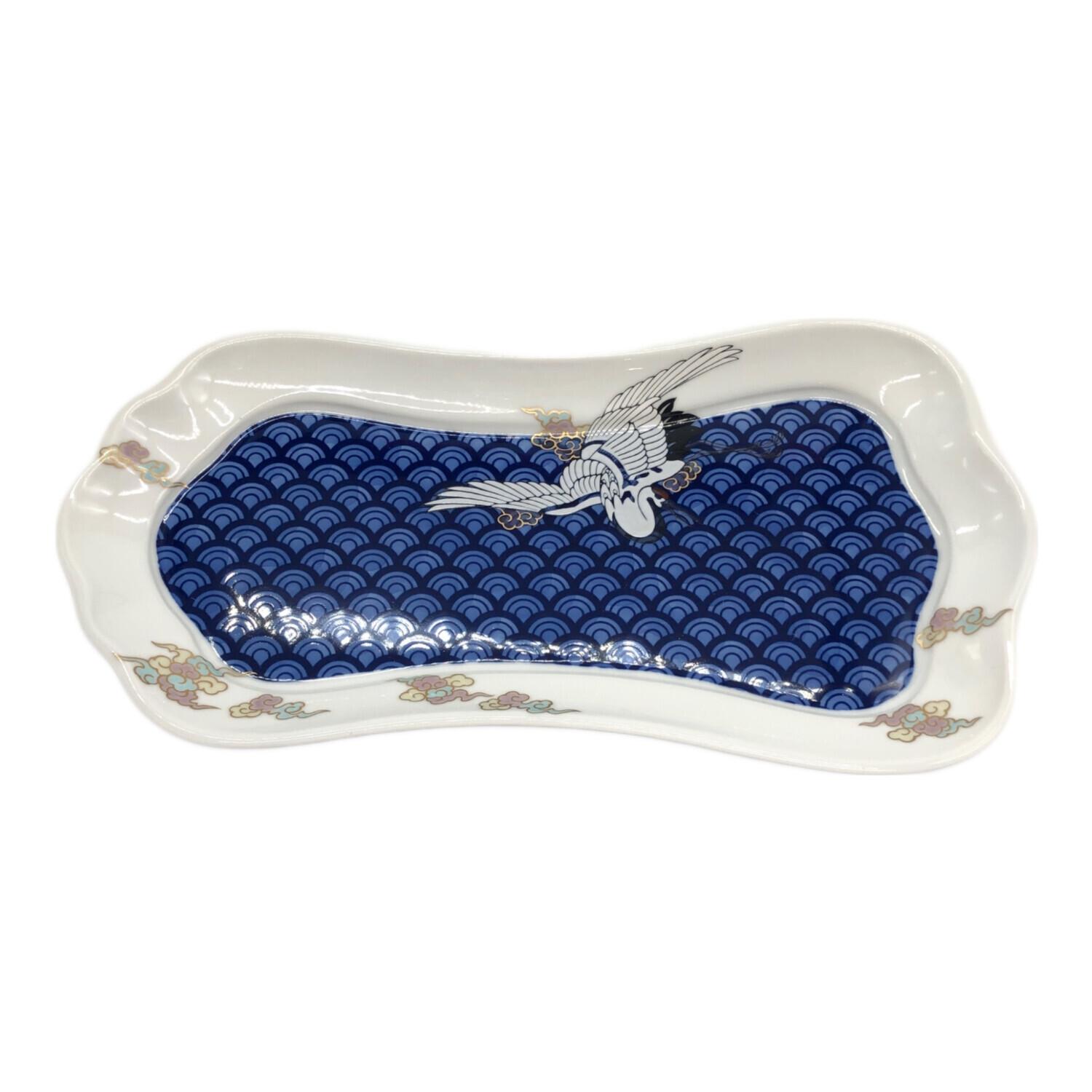 骨董　白磁　鶴首の味わい深い器 一本つる草 取皿 青 | 白山陶器直営オンラインストア