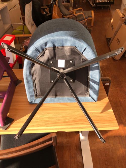 リビングハウス アームチェアー ブルー×ブラック MERRY2