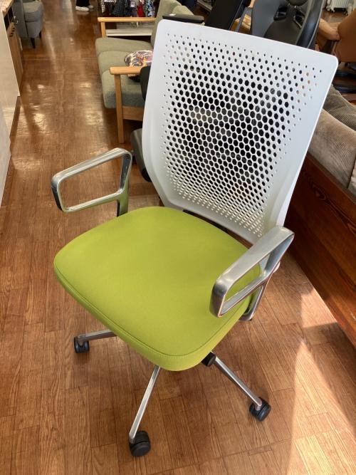Vitra (ヴィトラ) ワークチェアー 黄緑×ライトグレー ID Air
