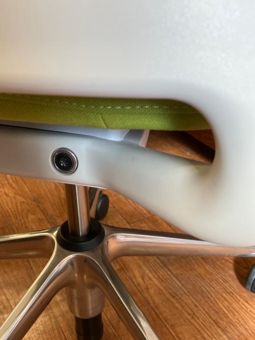 Vitra (ヴィトラ) ワークチェアー 黄緑×ライトグレー ID Air