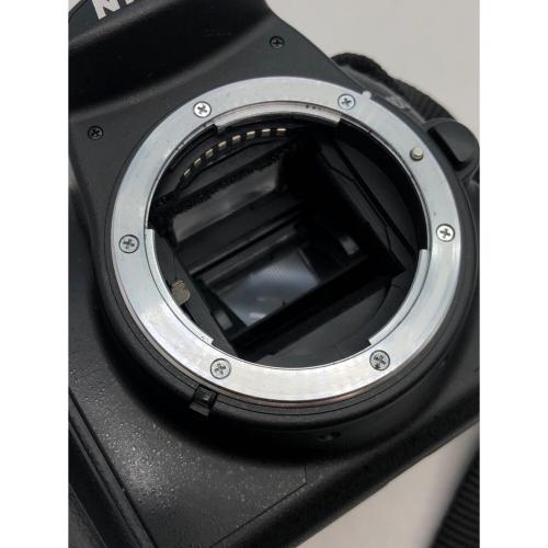 Nikon (ニコン) デジタル一眼レフカメラ D5000