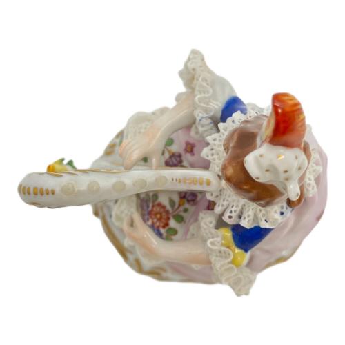 Volkstedt（フォルクシュテット） フィギュリン ハープを弾く貴婦人