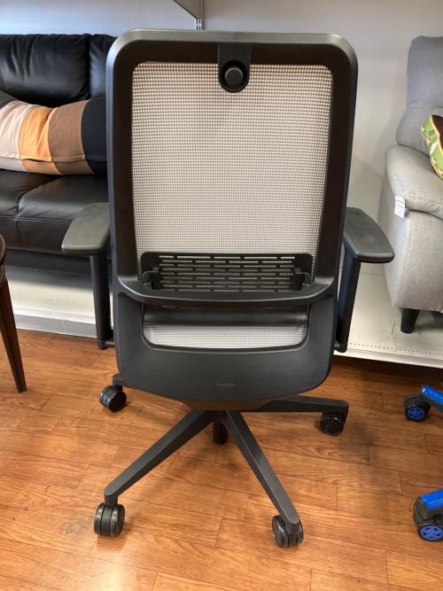 Steelcase (スチールケース) ハイバックオフィスチェア ネイビー×グレー