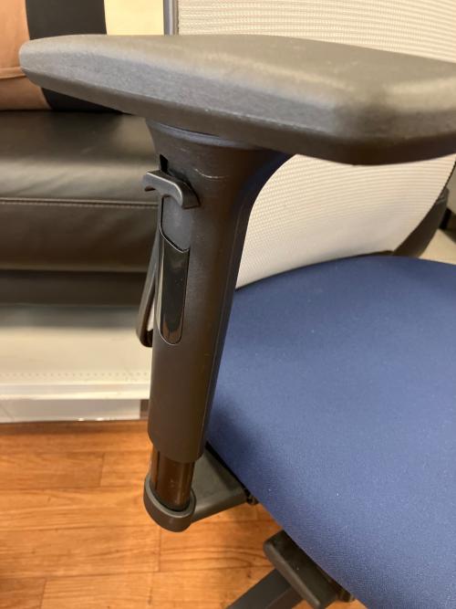 Steelcase (スチールケース) ハイバックオフィスチェア ネイビー×グレー