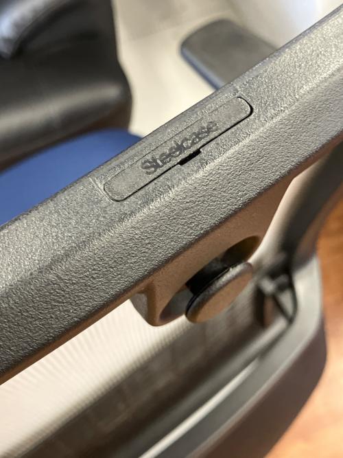 Steelcase (スチールケース) ハイバックオフィスチェア ネイビー×グレー