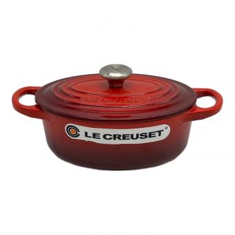 LE CREUSET (ルクルーゼ) 楕円両手鍋 17cm レッド シグニチャー・ココット・オーバル