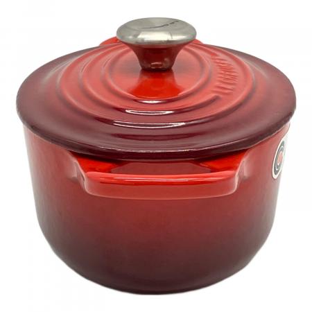 新品LE CREUSET 両手鍋 オーバル赤 18cm LE CREUSET (ルクルーゼ) 楕円両手鍋 17cm レッド シグニチャー