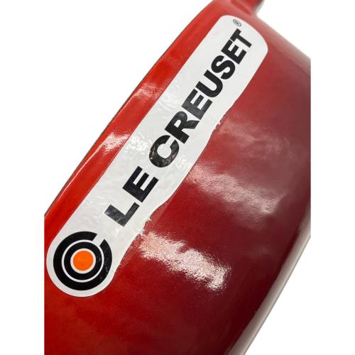 LE CREUSET (ルクルーゼ) 楕円両手鍋 17cm レッド シグニチャー・ココット・オーバル