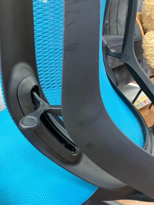 okamura (オカムラ) ワークチェアー 328 グリーン×ブラック Sylphy