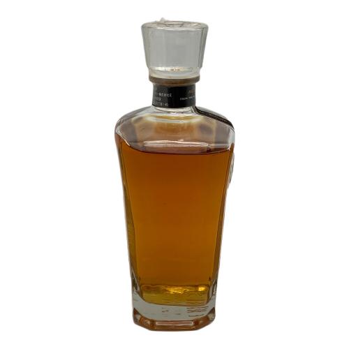 SUNTORY（サントリー） ジャパニーズウィスキー　クレスト　CREST AGED 12YEARS　 700ml
