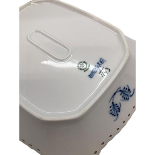 ROYAL COPENHAGEN (ロイヤル・コペンハーゲン) プレート 26 ブルーフルーテッド・プレイン