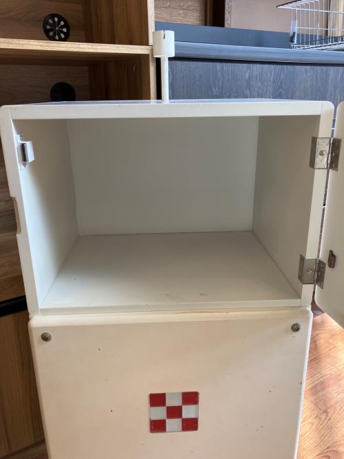 ete (エテ) 収納BOX ROBIT※ダボ欠品 ホワイト