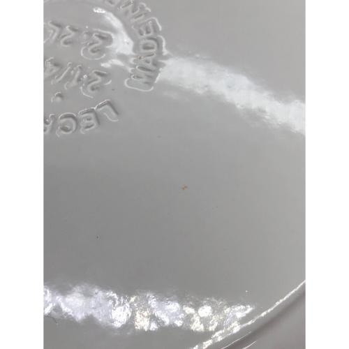 LE CREUSET (ルクルーゼ) 両手鍋 ホワイト シグニチャー ビュッフェ・キャセロール スノーフレーク