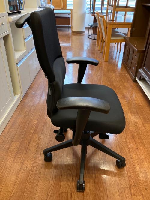 Steelcase (スチールケース) オフィスチェア ブラック Let’s B(レッツビー)シリーズ