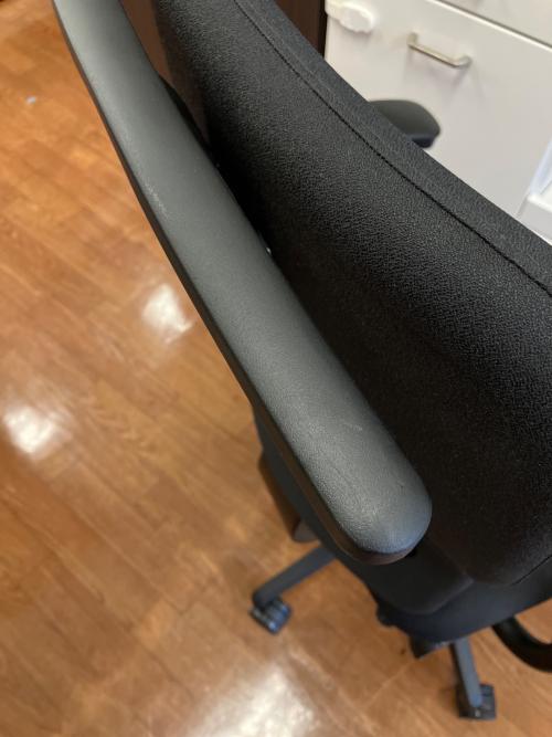 Steelcase (スチールケース) オフィスチェア ブラック Let’s B(レッツビー)シリーズ