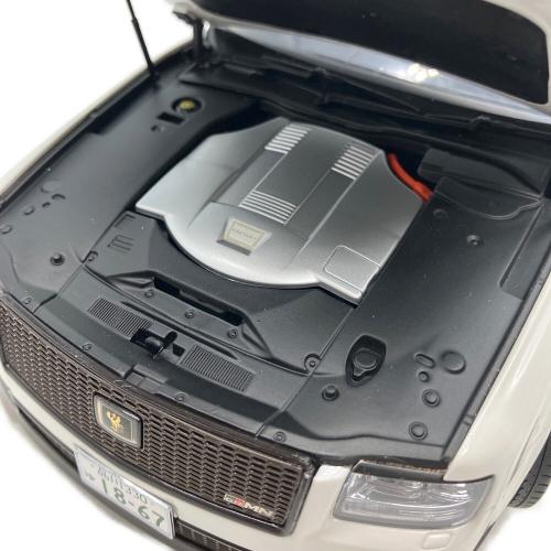 AUTOart (オートアート) 1/18 toyata Century モデルカー