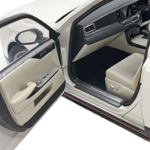 AUTOart (オートアート) 1/18 toyata Century モデルカー