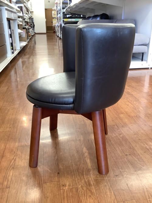 Razer (レイザー) 回転メリーチェア ブラウン