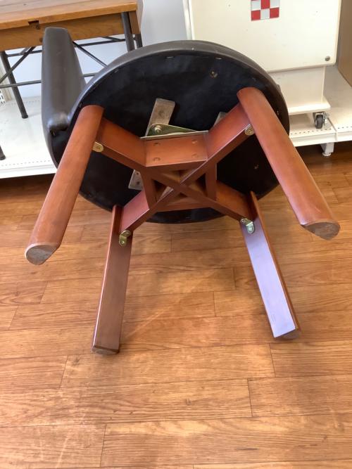 Razer (レイザー) 回転メリーチェア ブラウン