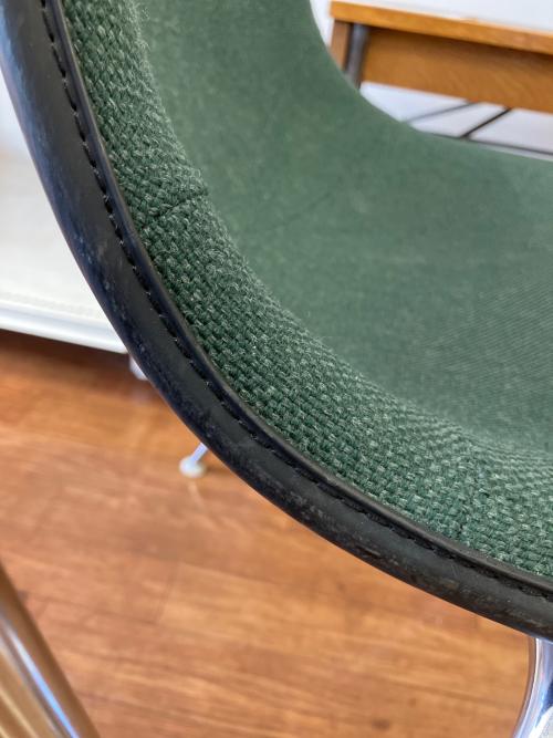 Herman Miller (ハーマンミラー) チェア スクールベースサイドシェルチェア  ブラック×ナチュラル グリーン×ホワイト