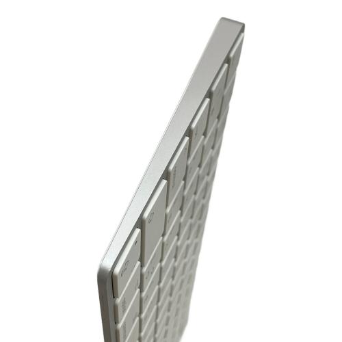 Apple (アップル)　Magic Keyboard キーボード A1644