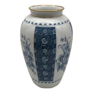 大倉陶園 (オオクラトウエン) 花瓶