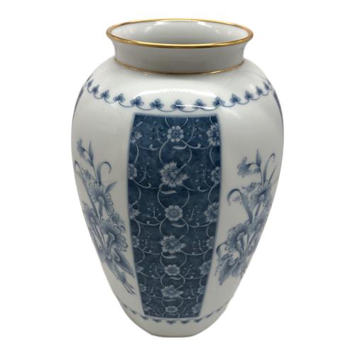 大倉陶園 (オオクラトウエン) 花瓶