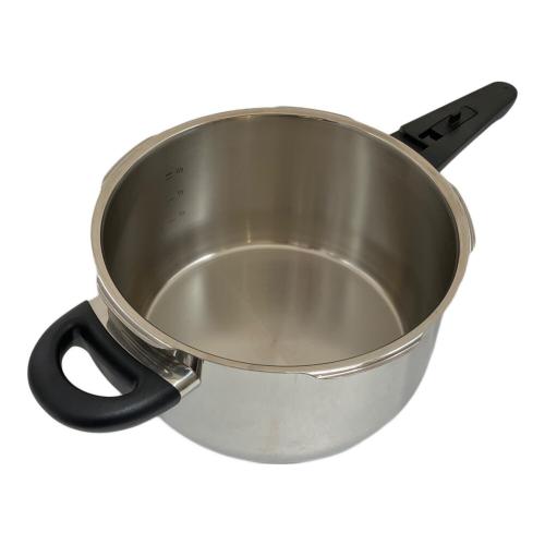 WMF (ヴェーエムエフ) 圧力鍋 4.5L PSCマーク(圧力鍋)有 PERFECTS