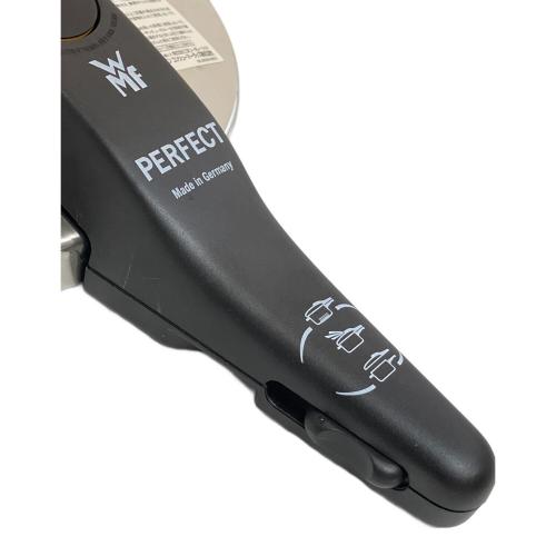 WMF (ヴェーエムエフ) 圧力鍋 4.5L PSCマーク(圧力鍋)有 PERFECTS