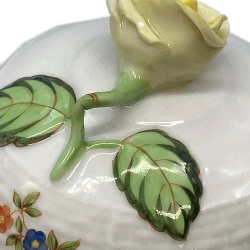 Herend (ヘレンド) コーヒーポット 花柄 ホワイト インドの華