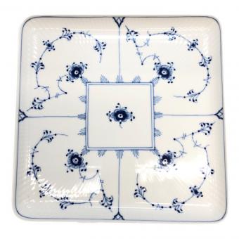 ROYAL COPENHAGEN (ロイヤル・コペンハーゲン) スクエアプレート ブルーフルーテッド・メガ