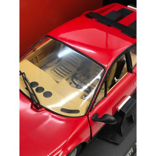 京商 (キョウショウ) Ferrari 365GT4/BB モデルカー 1/18
