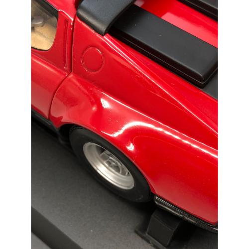 京商 (キョウショウ) Ferrari 365GT4/BB モデルカー 1/18