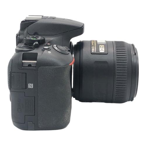 Nikon (ニコン) デジタル一眼レフカメラ D5600