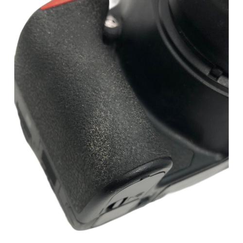 Nikon (ニコン) デジタル一眼レフカメラ D5600