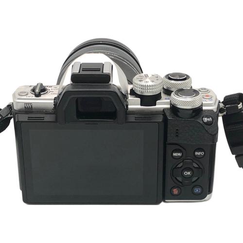 OLYMPUS (オリンパス) ミラーレス一眼カメラ OM-D E-M10 Mark II Wズームレンズキット