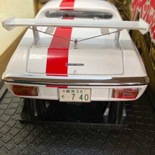 京商（キョウショウ）サーキットの娘 1/18スケール ロータス・ヨーロッパ ミニカー